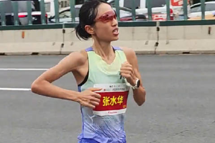 kaiyun-呼吁开除“最快女护士”？这样的言论越界了