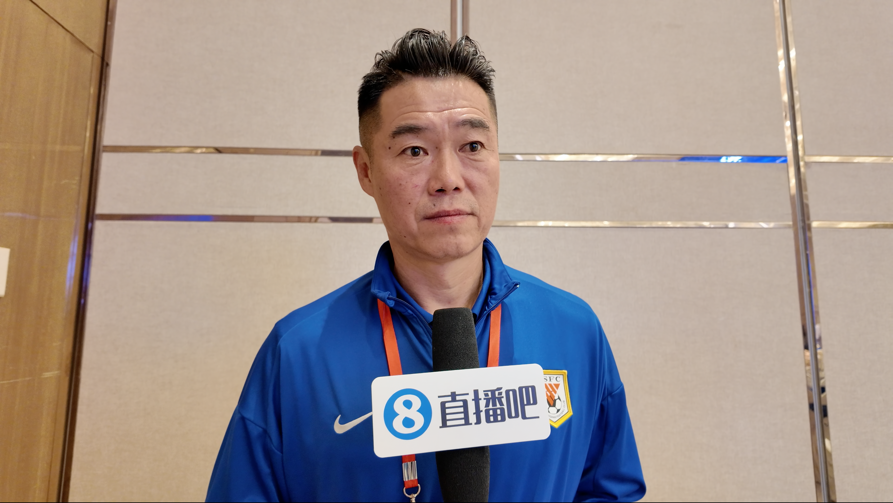 体育入口-记者：宿茂臻将出席赛前发布会，泰山队报名主教练是宿茂臻