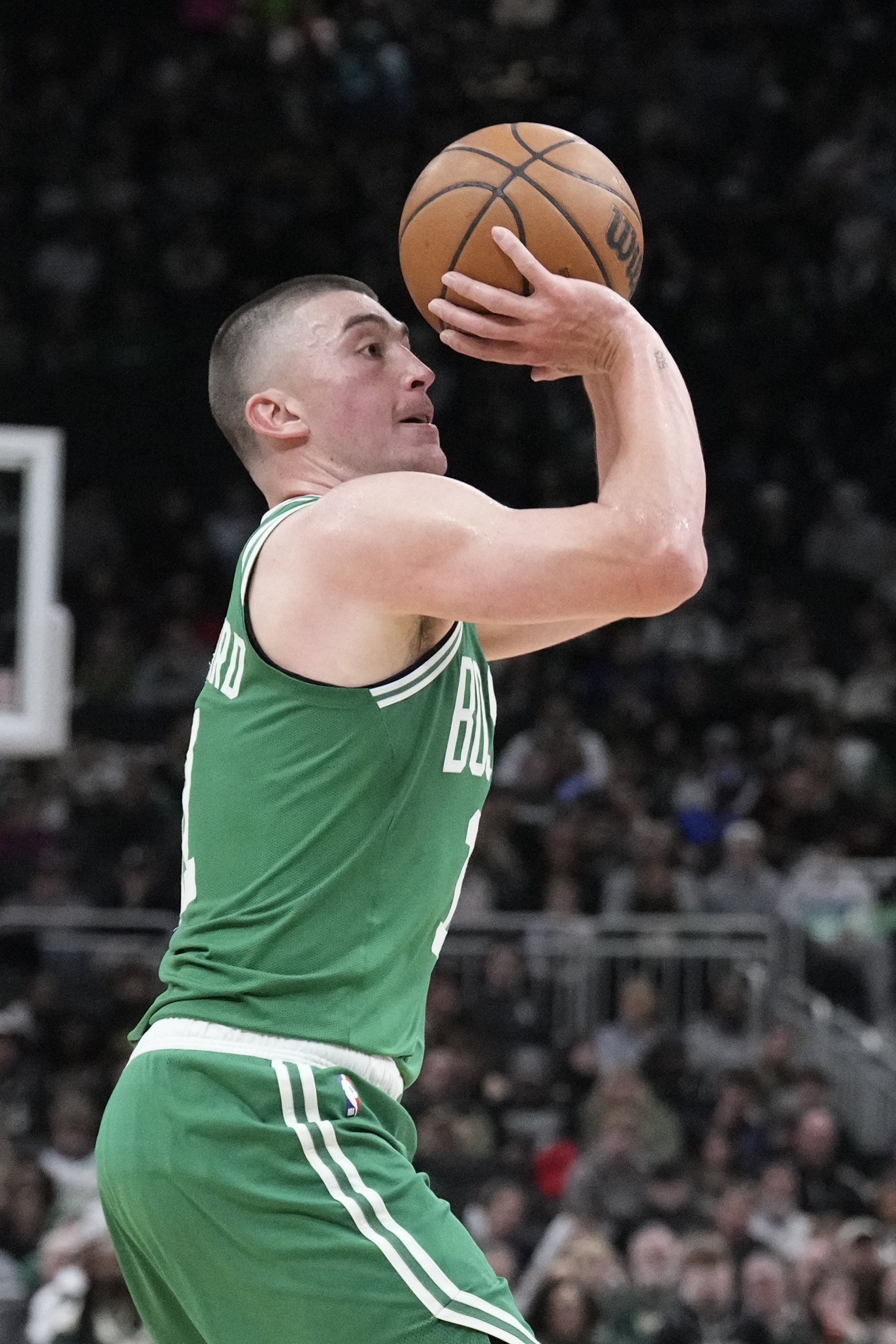 kaiyun-今天我当家！普理查德23投10中&amp;三分10中5 砍下25分4板9助